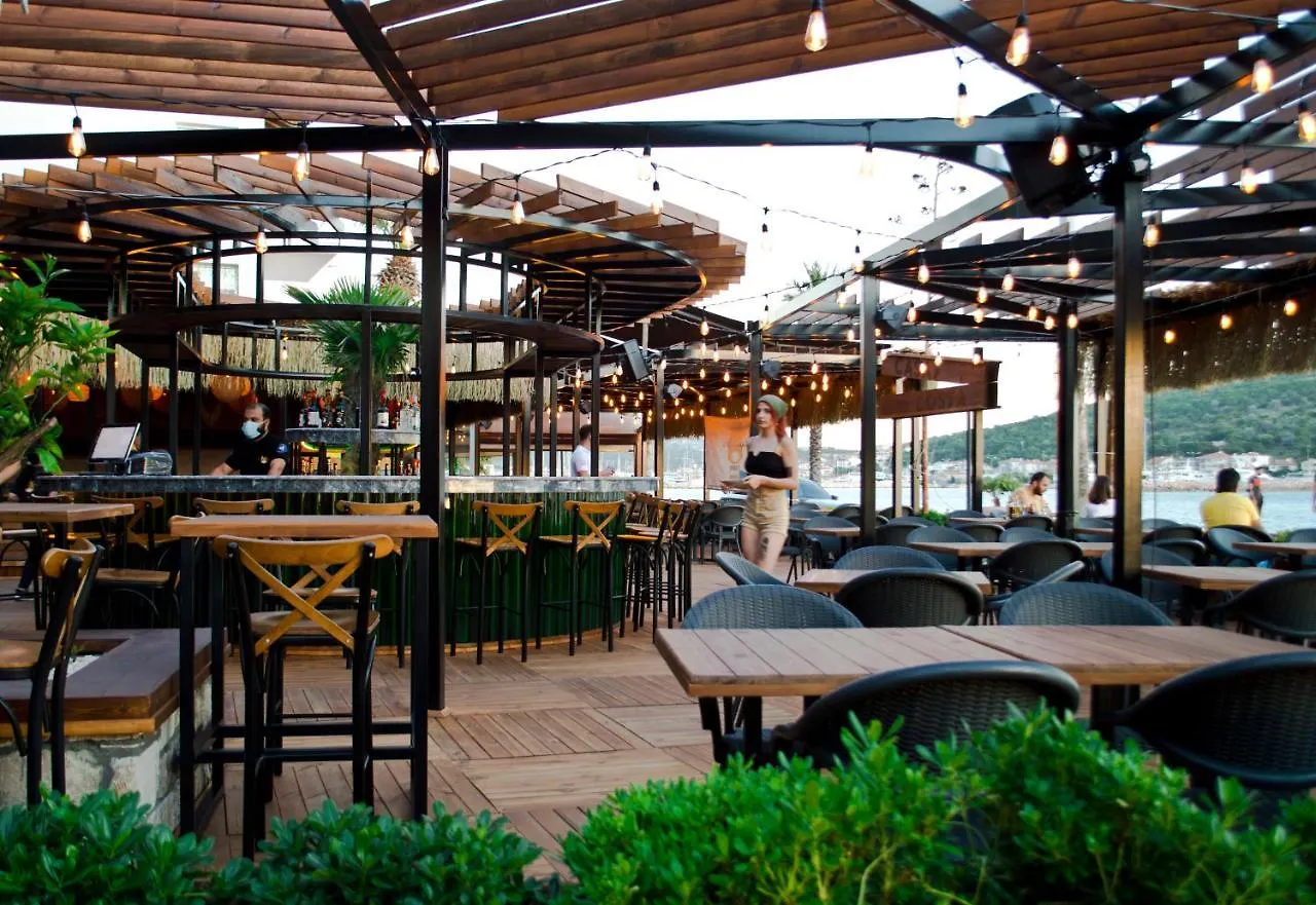 Kerman Hotel Çeşme 4*,