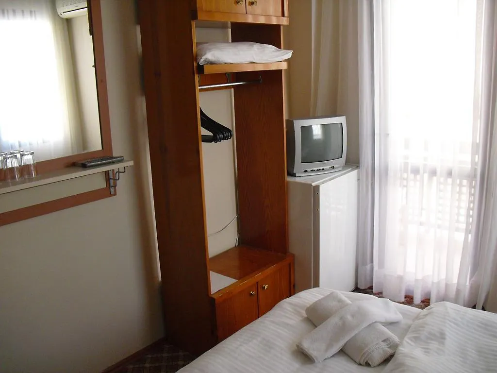 Kerman Hotel Çeşme