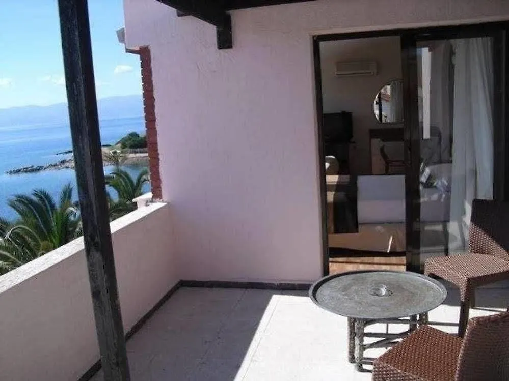 Kerman Hotel Çeşme