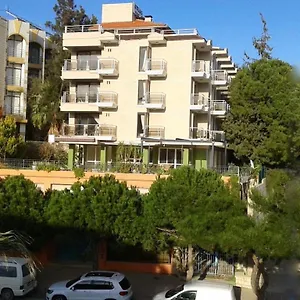 Daire Atlas, Çeşme